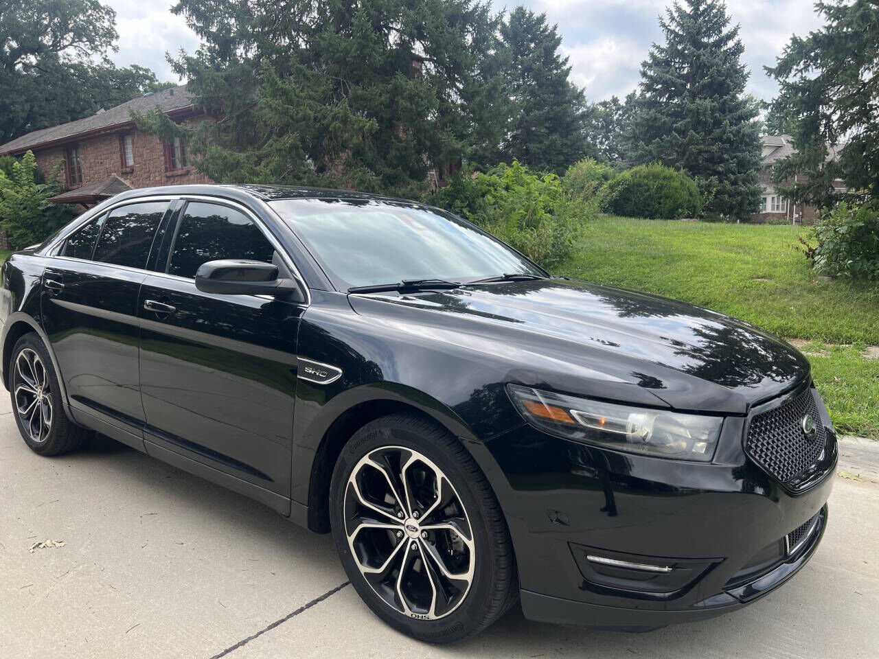 2018 FORD Taurus