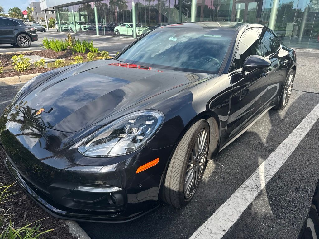 2023 PORSCHE Panamera