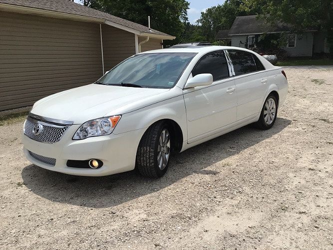 2008 TOYOTA Avalon