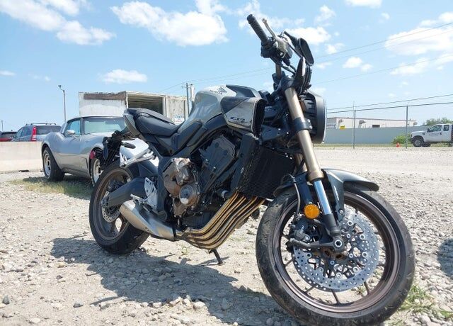 2024 HONDA CB