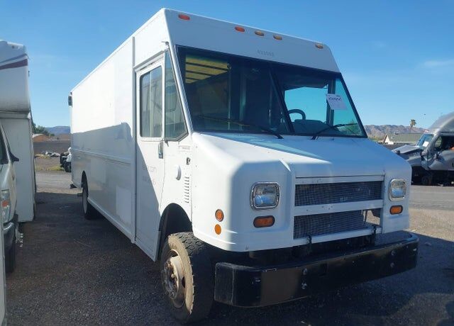 2001 FREIGHTLINER MT 55 Chassis