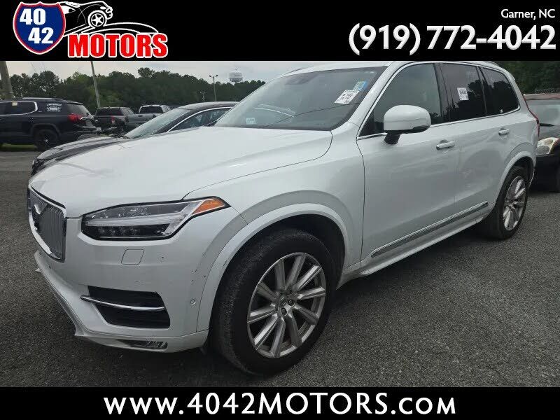 2017 VOLVO XC90