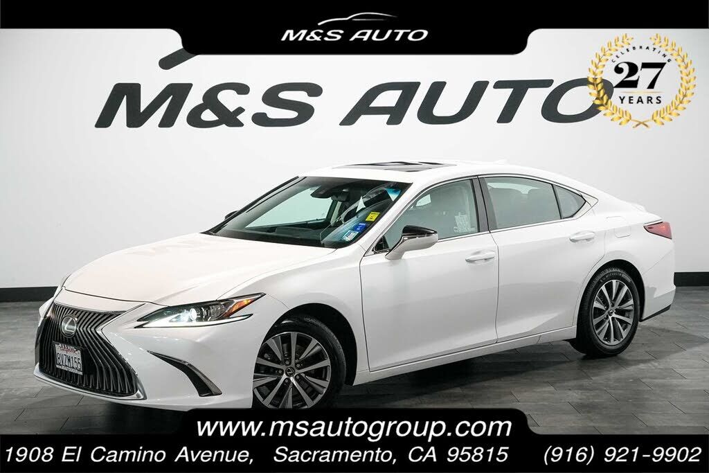 2021 LEXUS ES