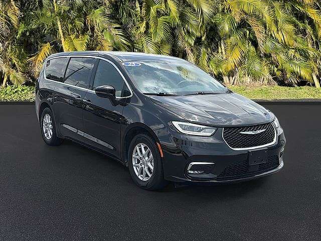 2025 CHRYSLER Pacifica
