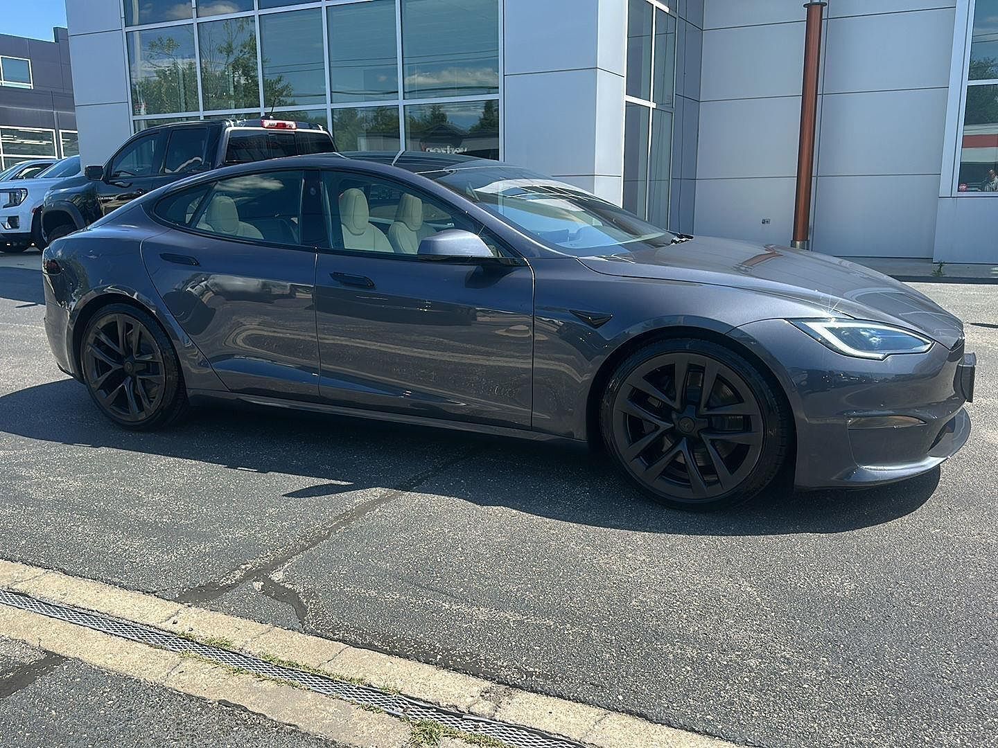 2023 TESLA Model S