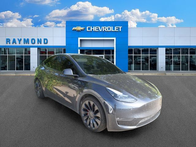 2024 TESLA Model Y