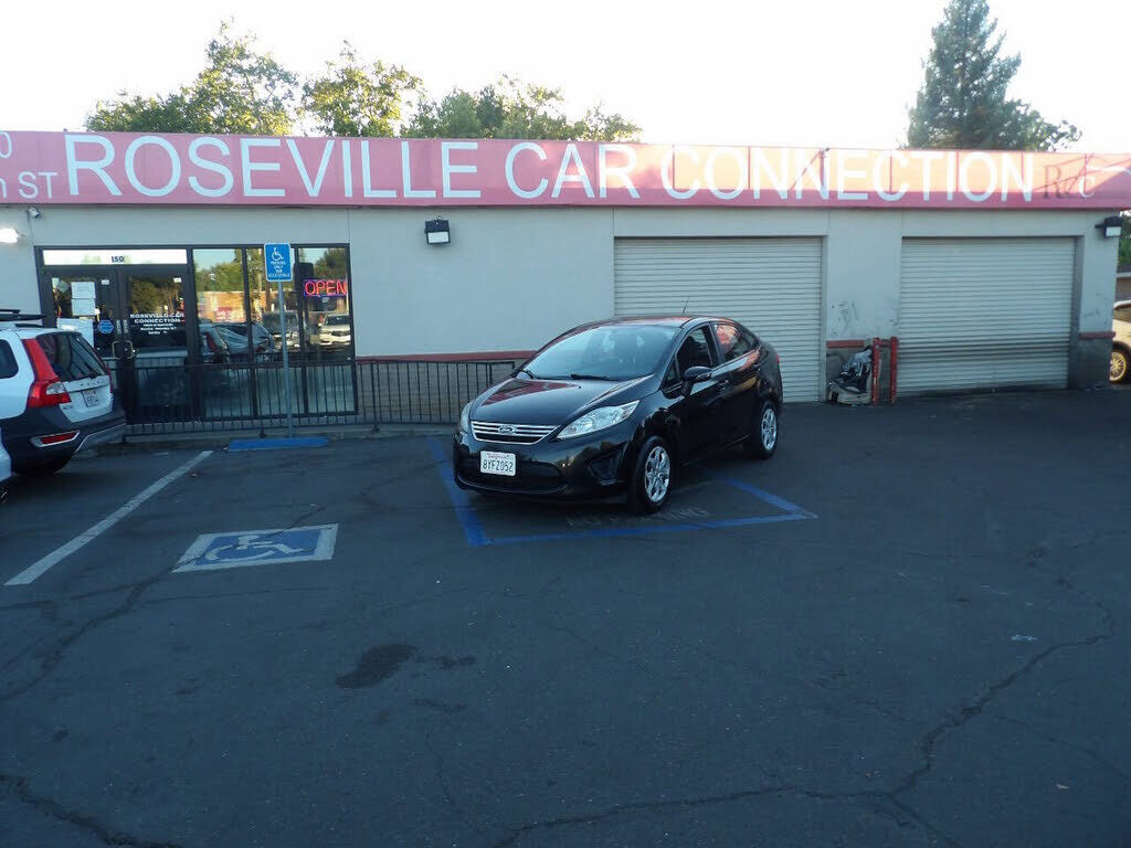 2013 FORD Fiesta