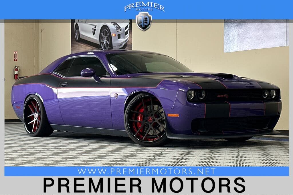 2016 DODGE Challenger