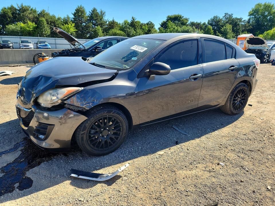 2010 MAZDA Mazda3