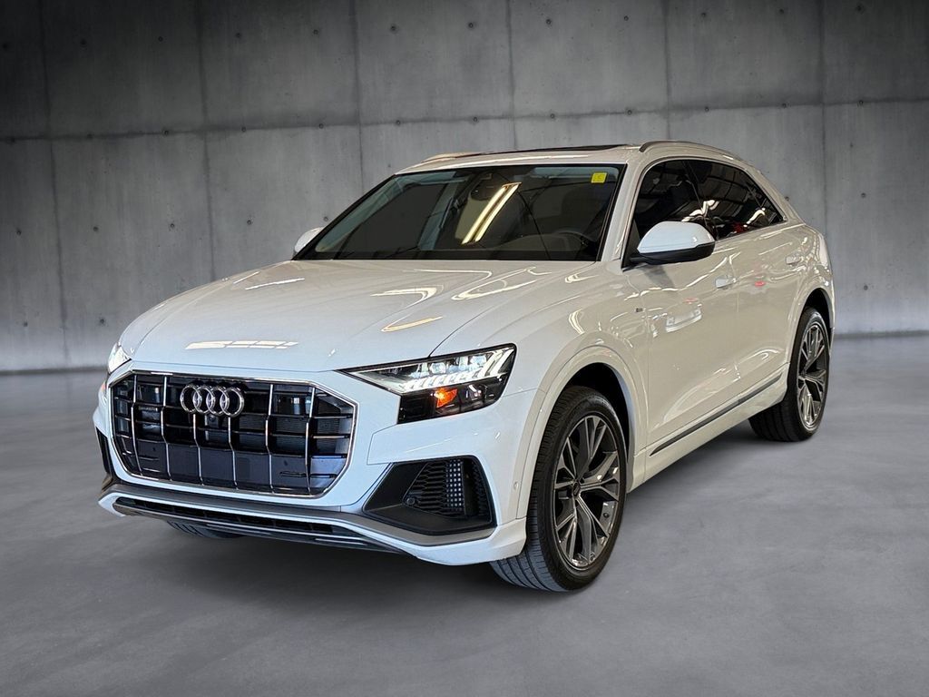 2023 AUDI Q8