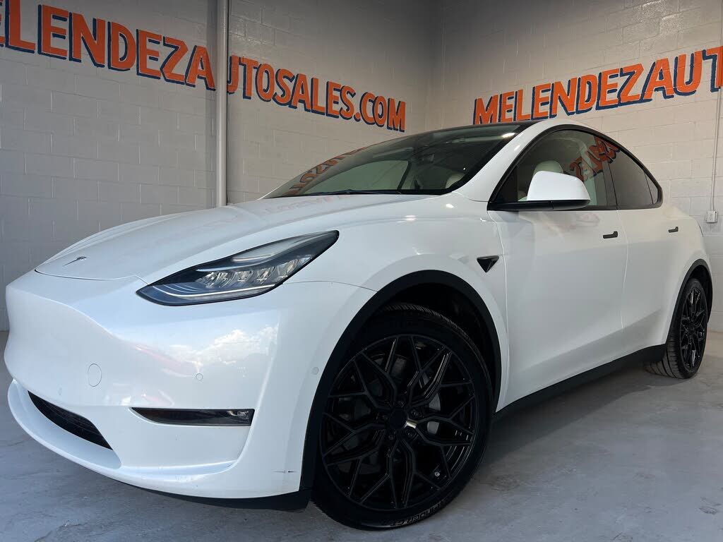 2021 TESLA Model Y