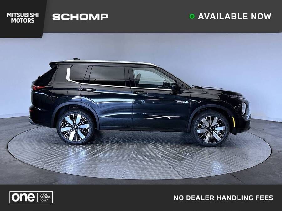 2026 MITSUBISHI Outlander