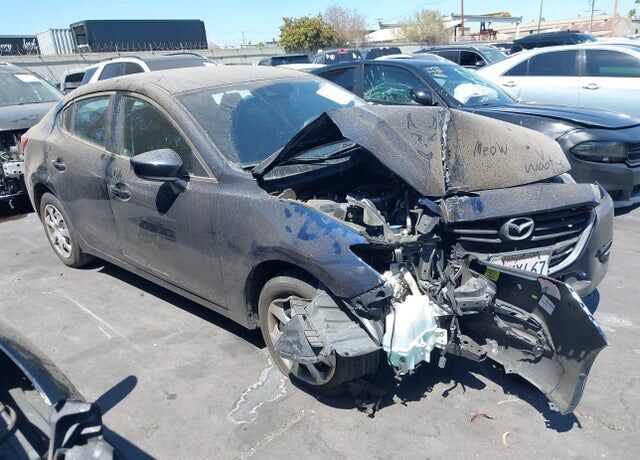 2018 MAZDA Mazda3
