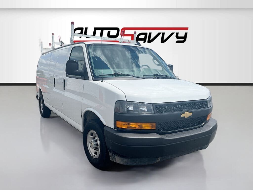2025 CHEVROLET Express