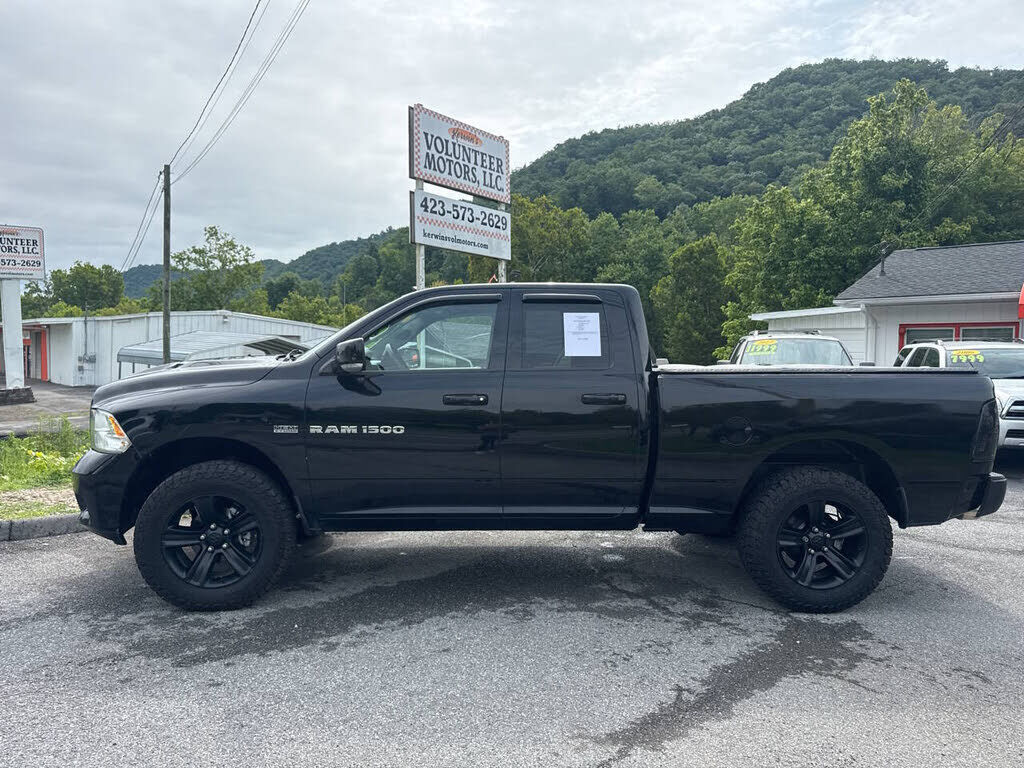 2012 DODGE Ram