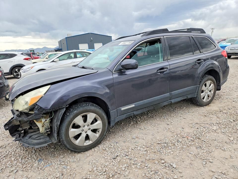 2011 SUBARU Outback