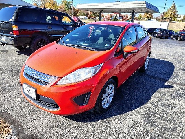 2013 FORD Fiesta