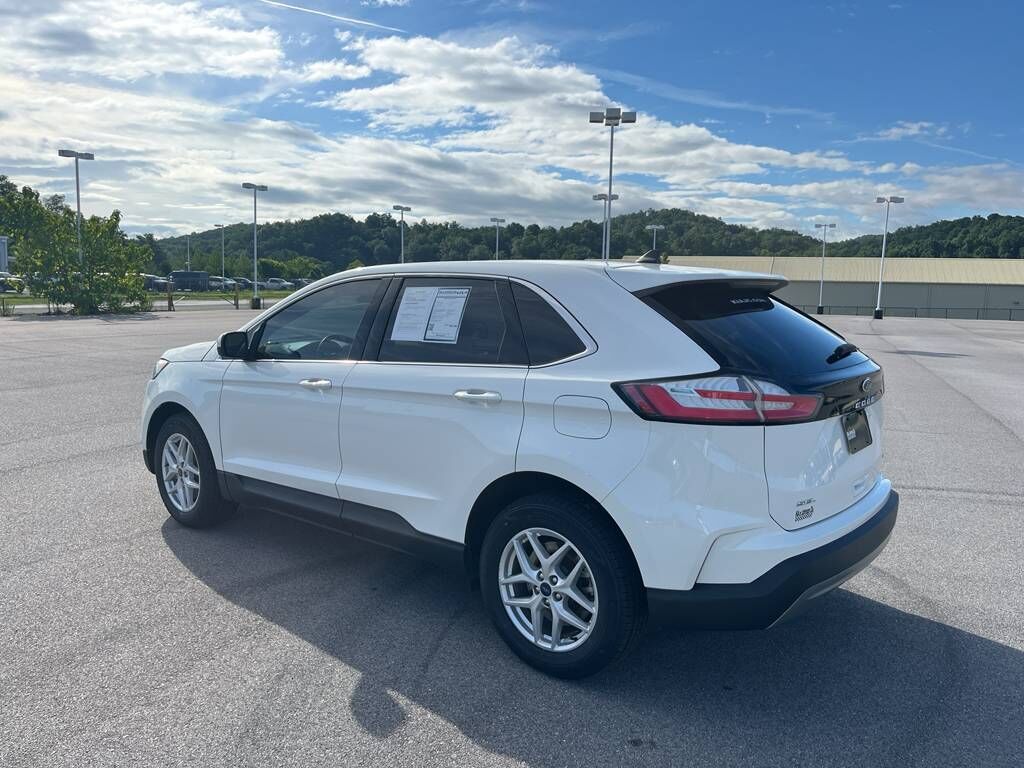 2022 FORD Edge