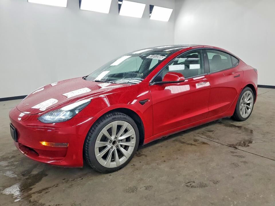 2022 TESLA Model 3