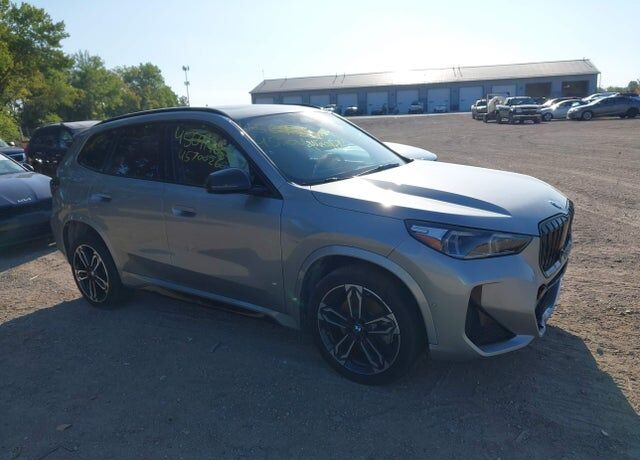 2023 BMW X1