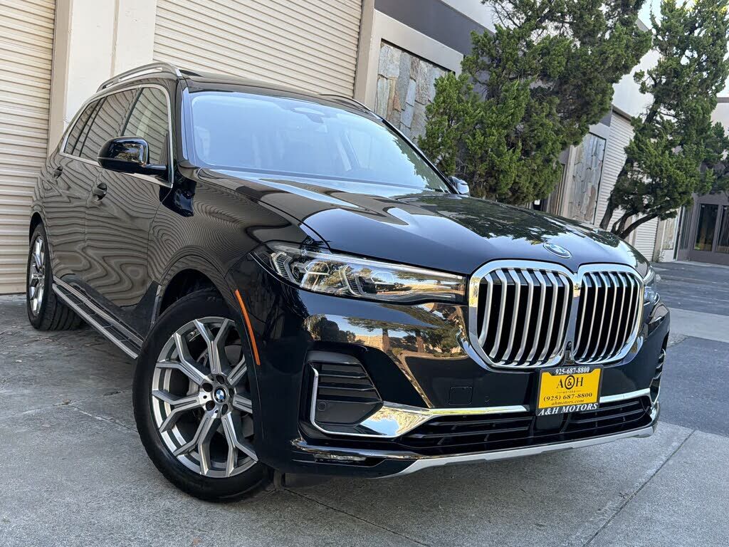 2022 BMW X7