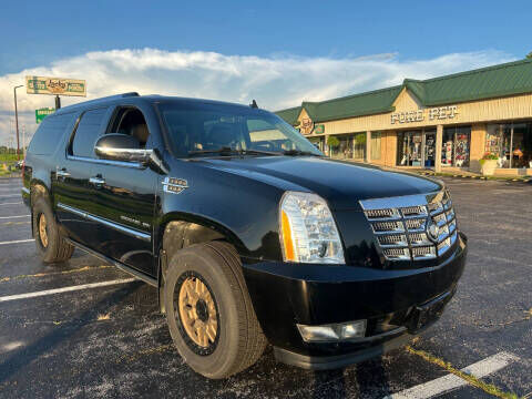 2011 CADILLAC Escalade