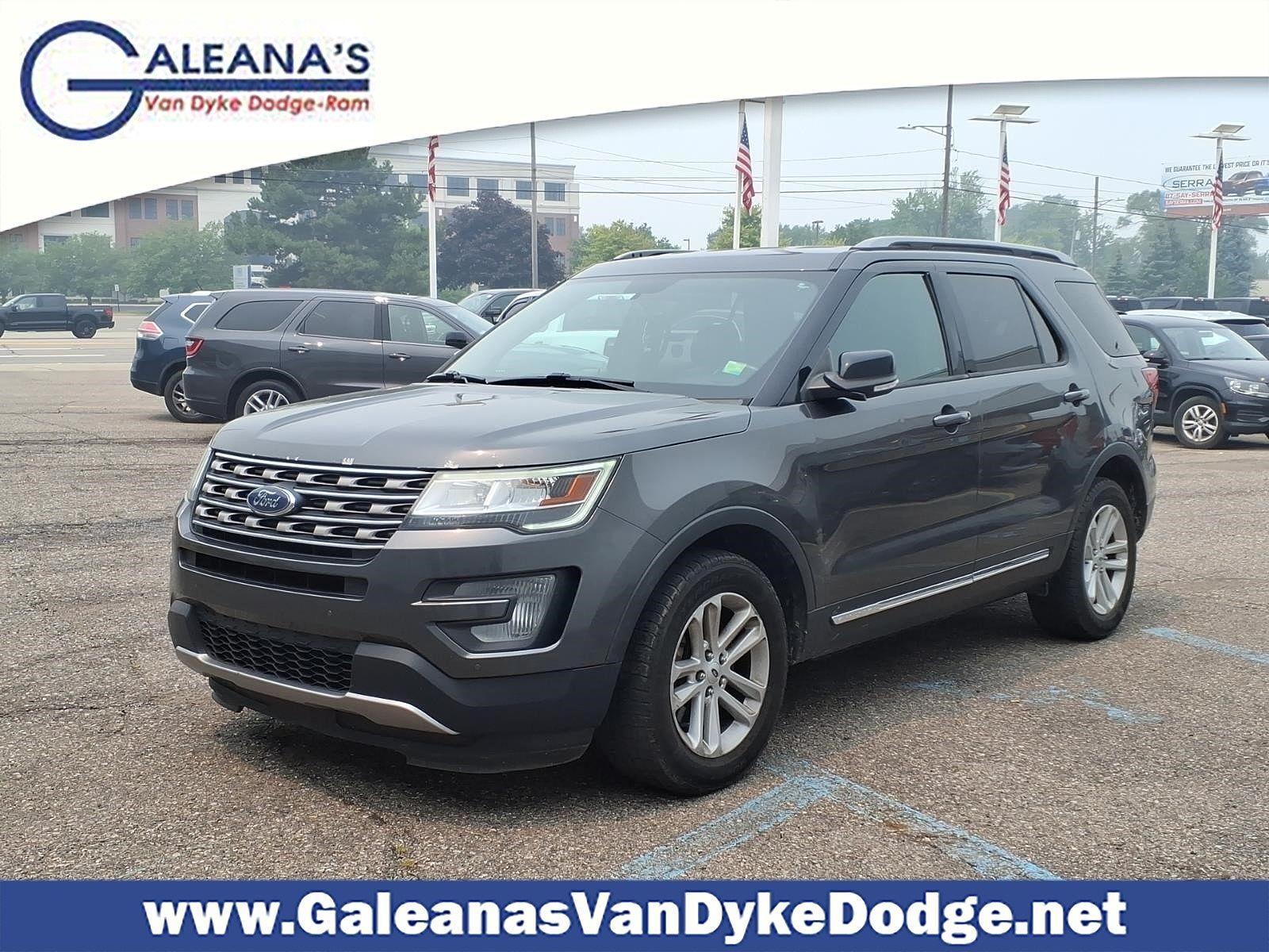 2017 FORD Explorer