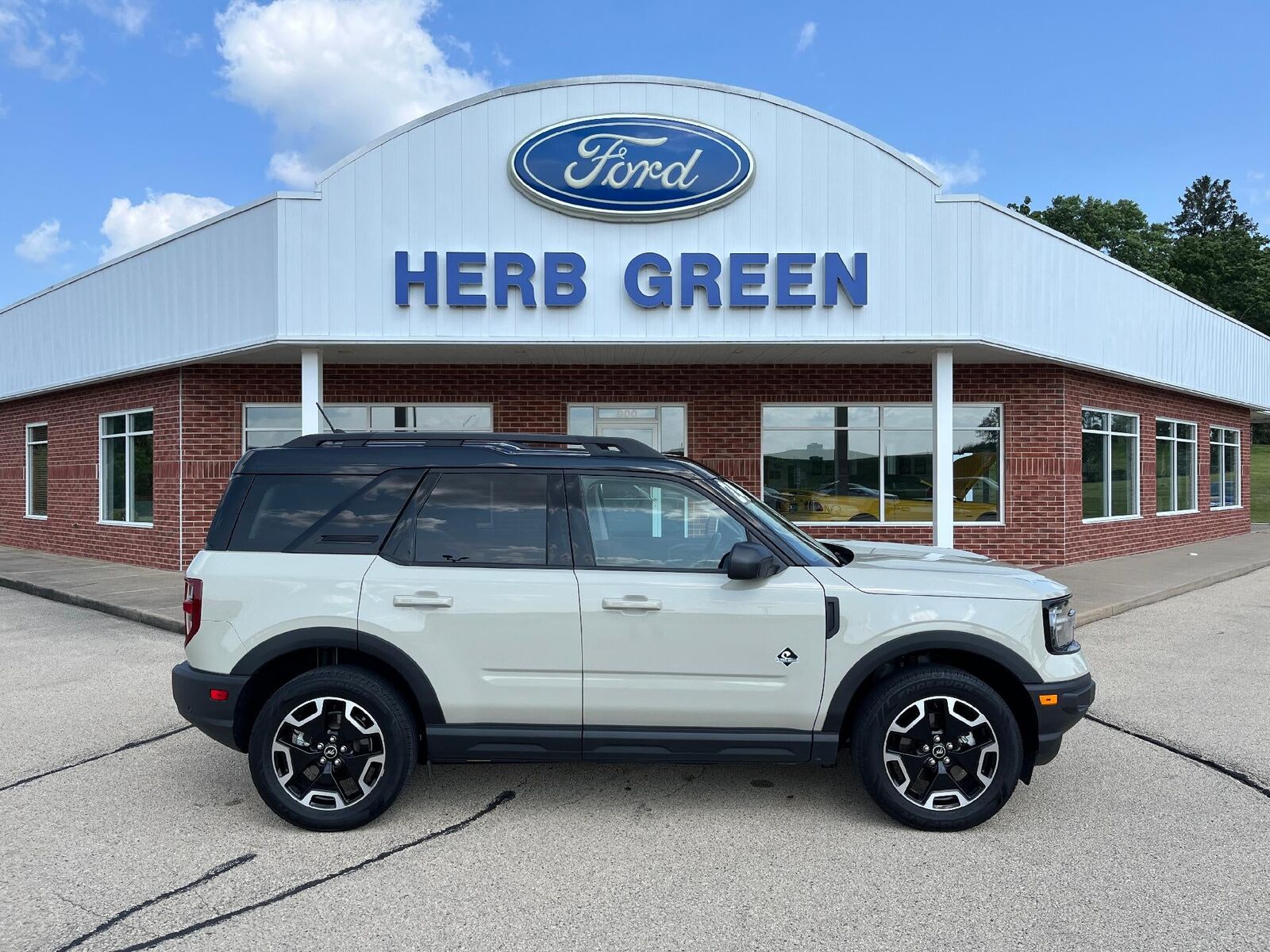 2024 FORD Bronco