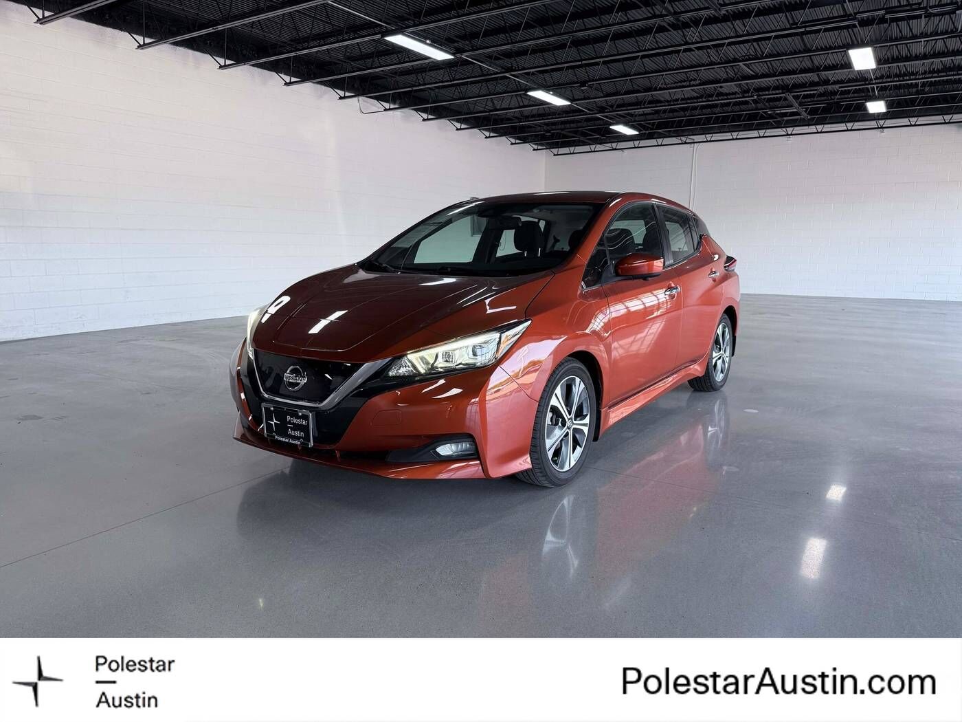 2022 NISSAN Leaf