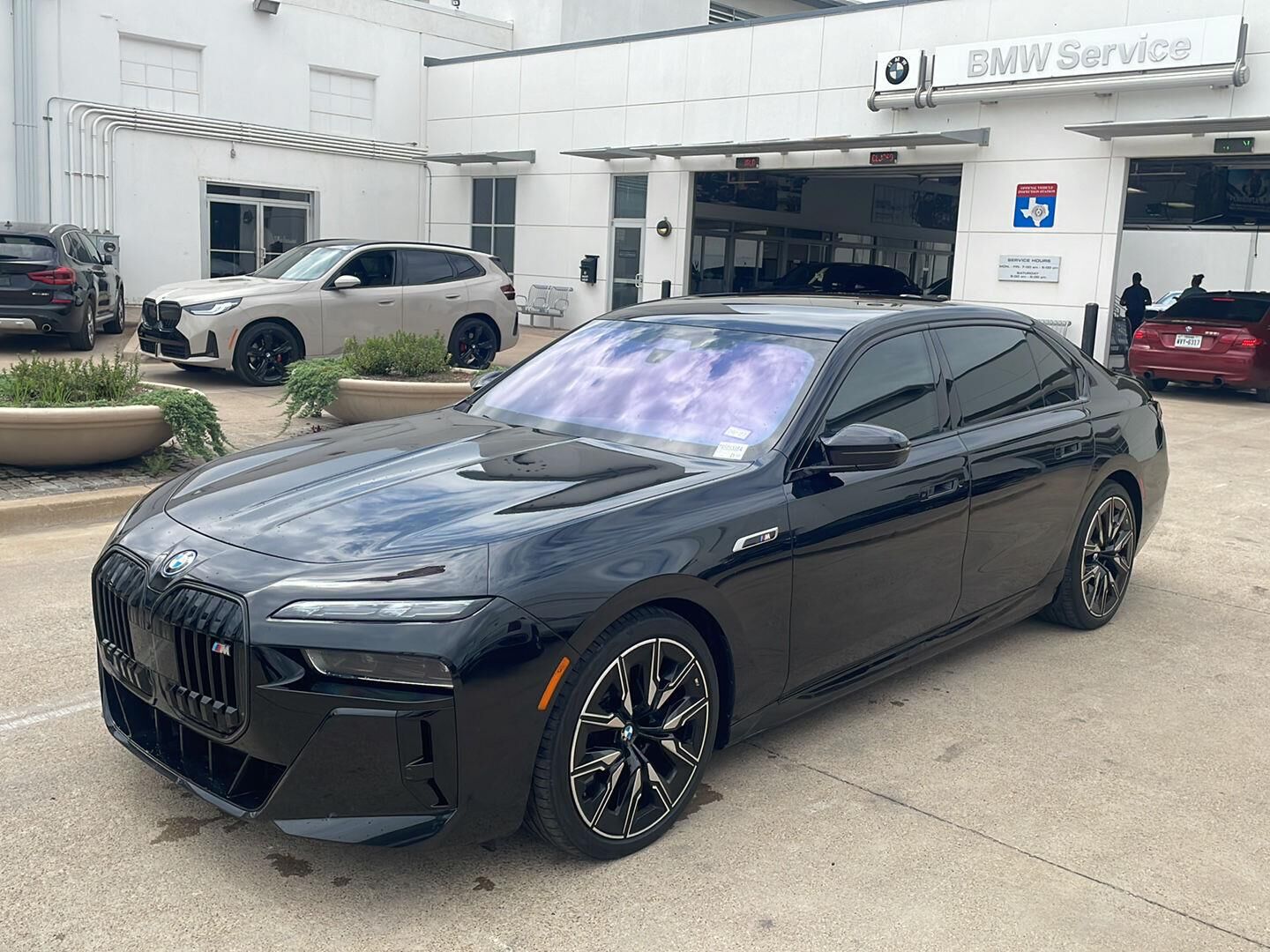 2025 BMW i7