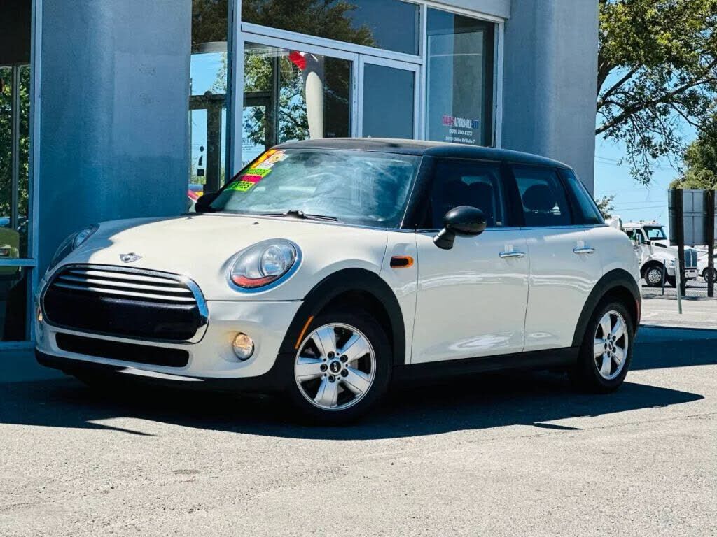 2015 MINI Hardtop