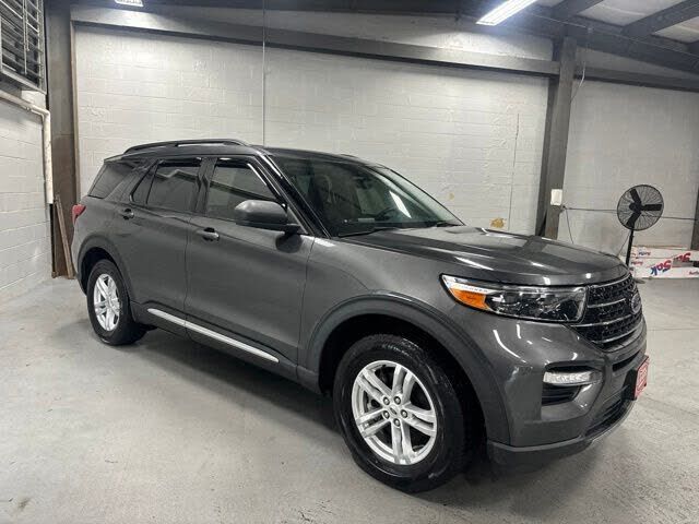 2020 FORD Explorer