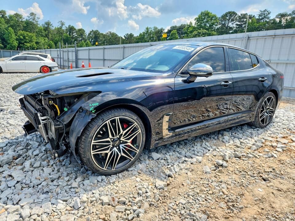 2023 KIA Stinger