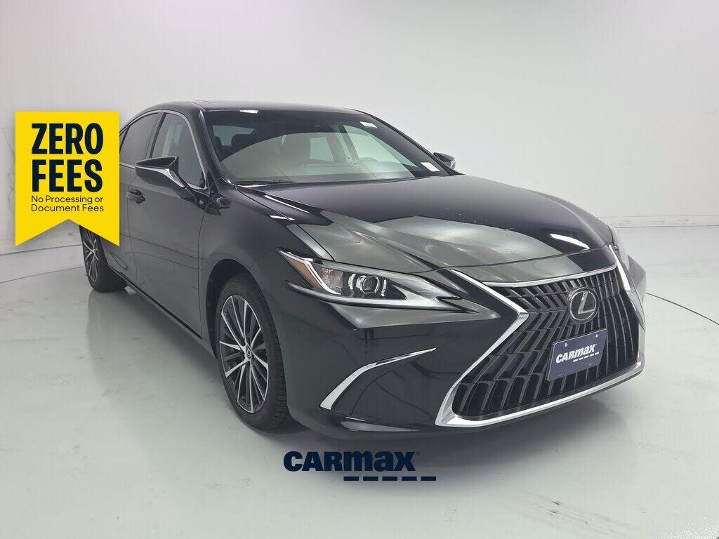 2024 LEXUS ES
