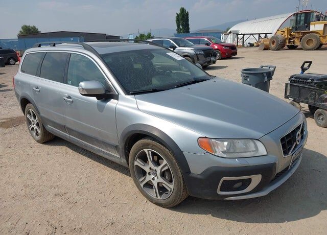 2013 VOLVO XC70