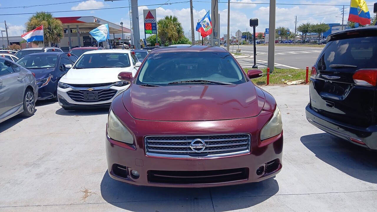 2011 NISSAN Maxima