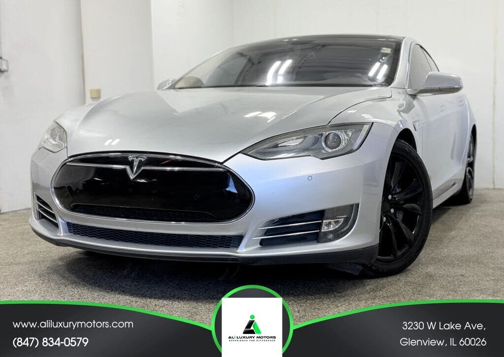 2014 TESLA Model S
