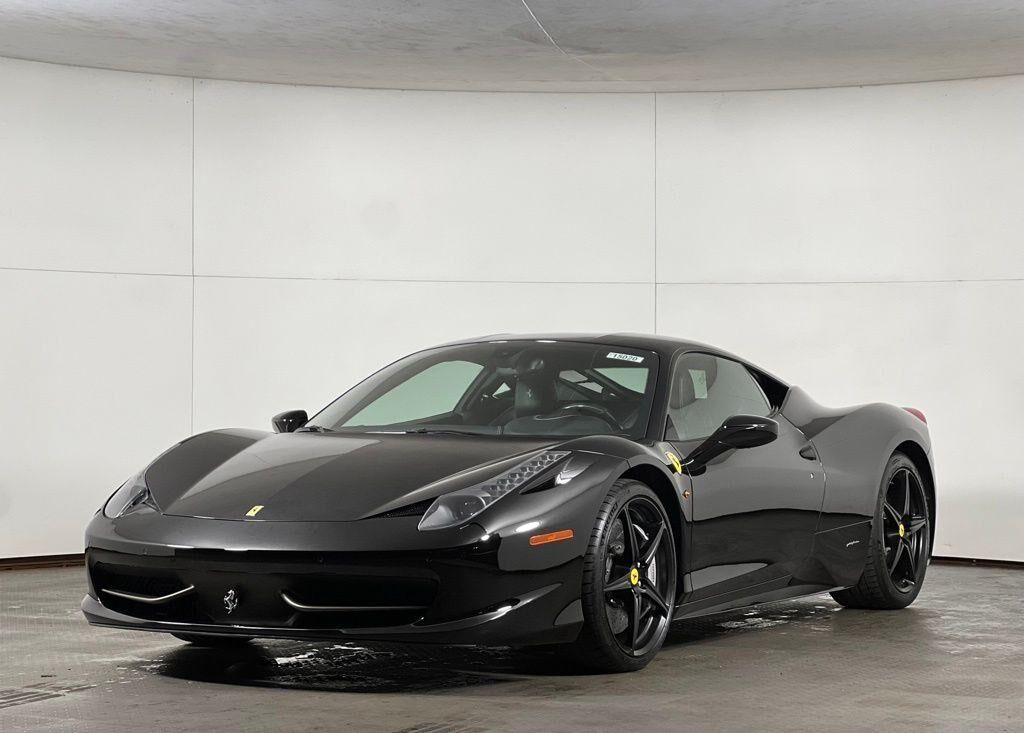 2013 FERRARI 458 Italia