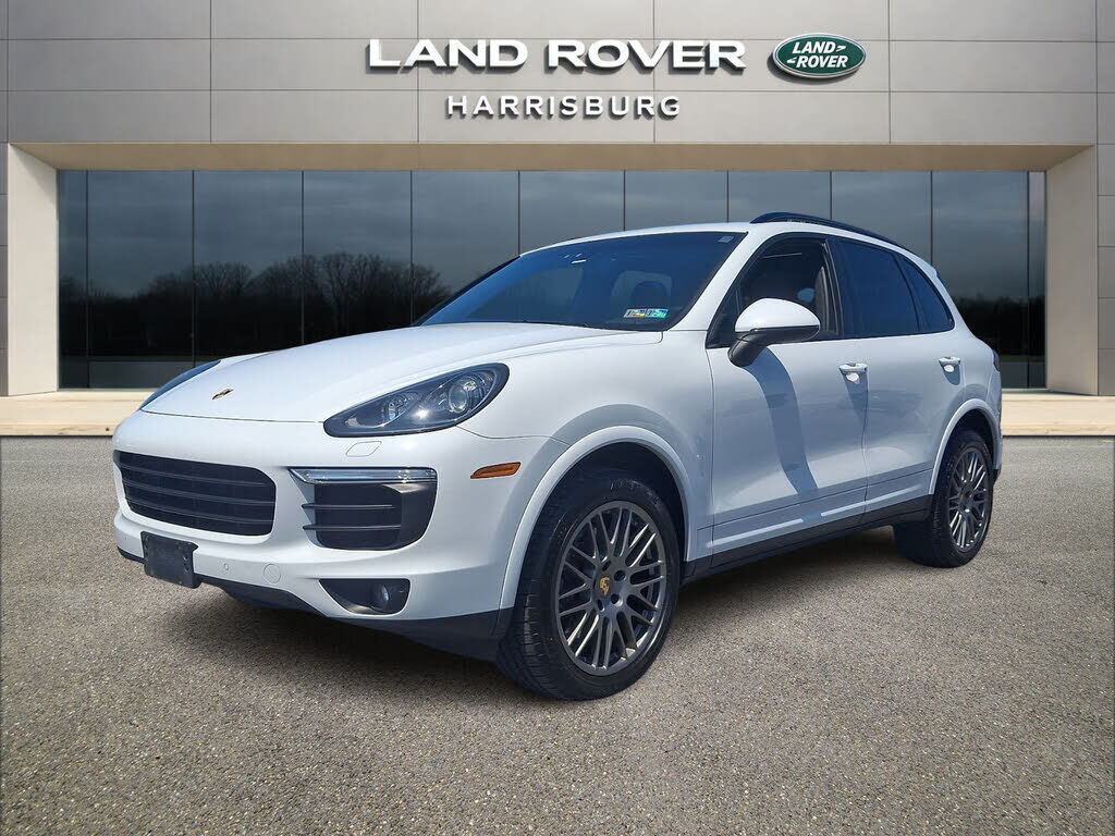 2017 PORSCHE Cayenne