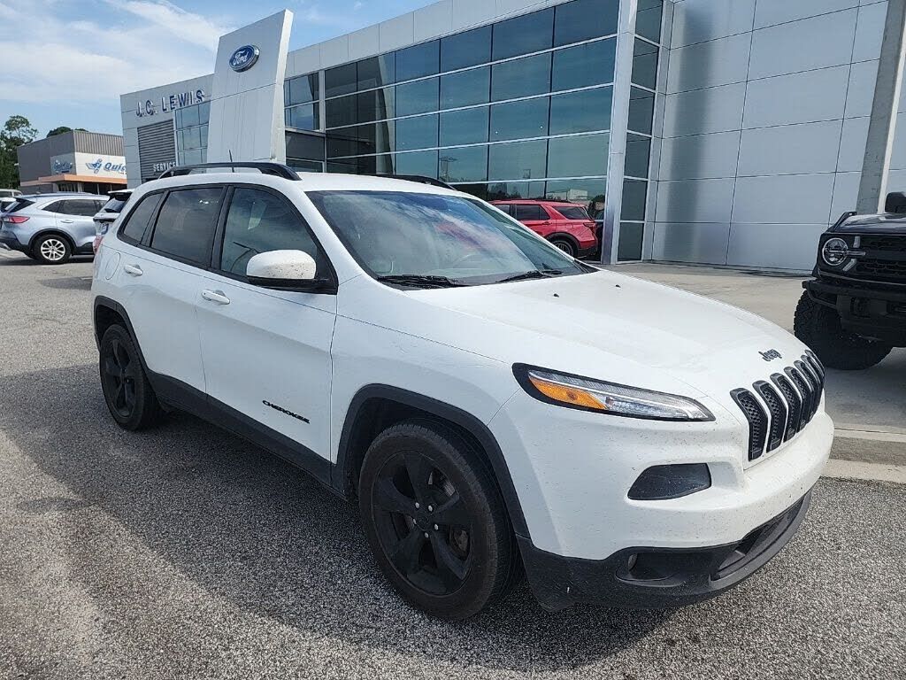 2017 JEEP Cherokee