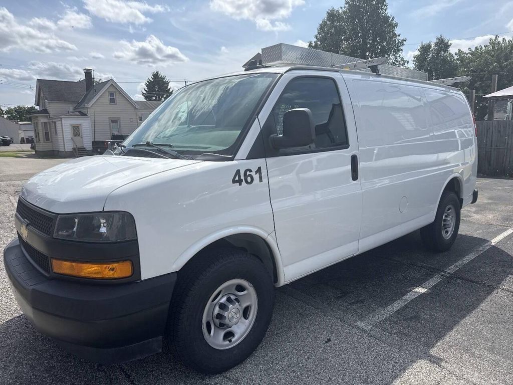 2019 CHEVROLET Express
