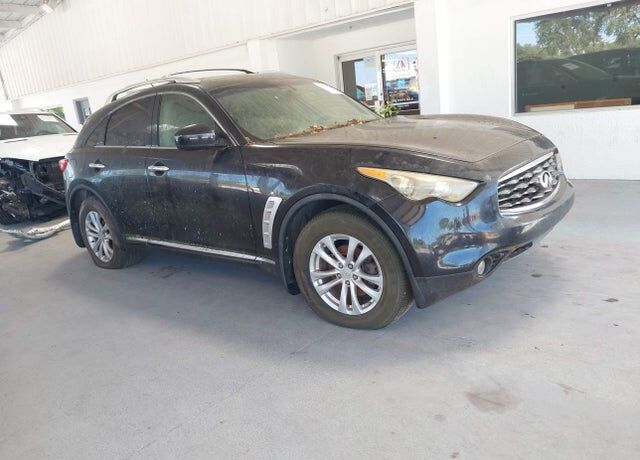 2010 INFINITI FX35