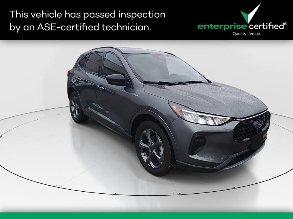 2024 FORD Escape