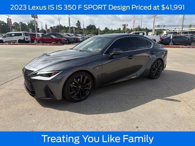 2023 LEXUS IS