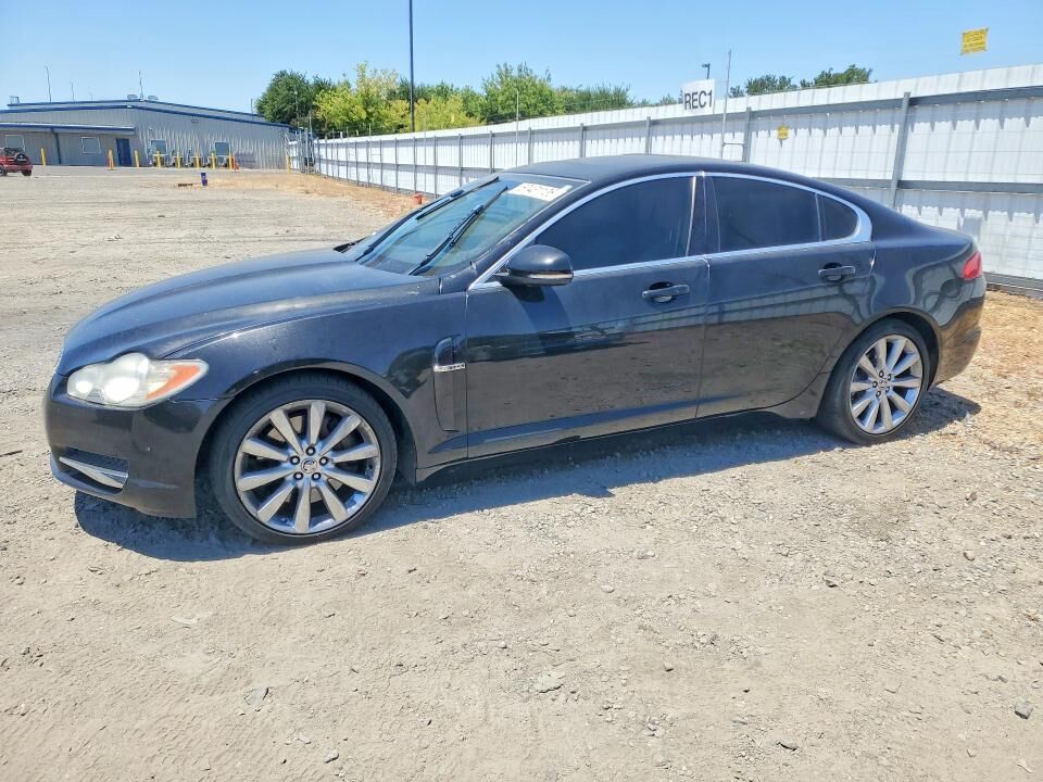 2010 JAGUAR XF