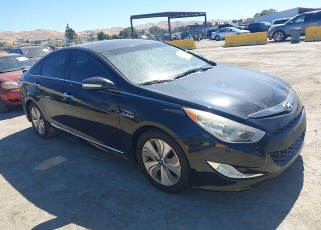 2013 HYUNDAI Sonata