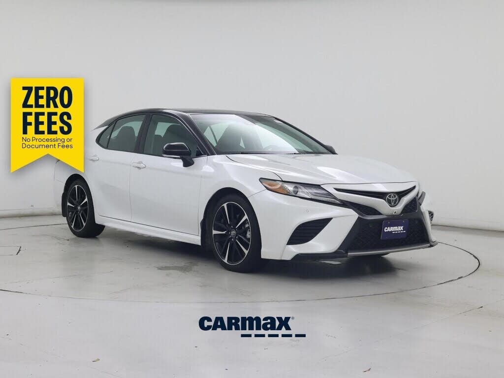 2018 TOYOTA Camry
