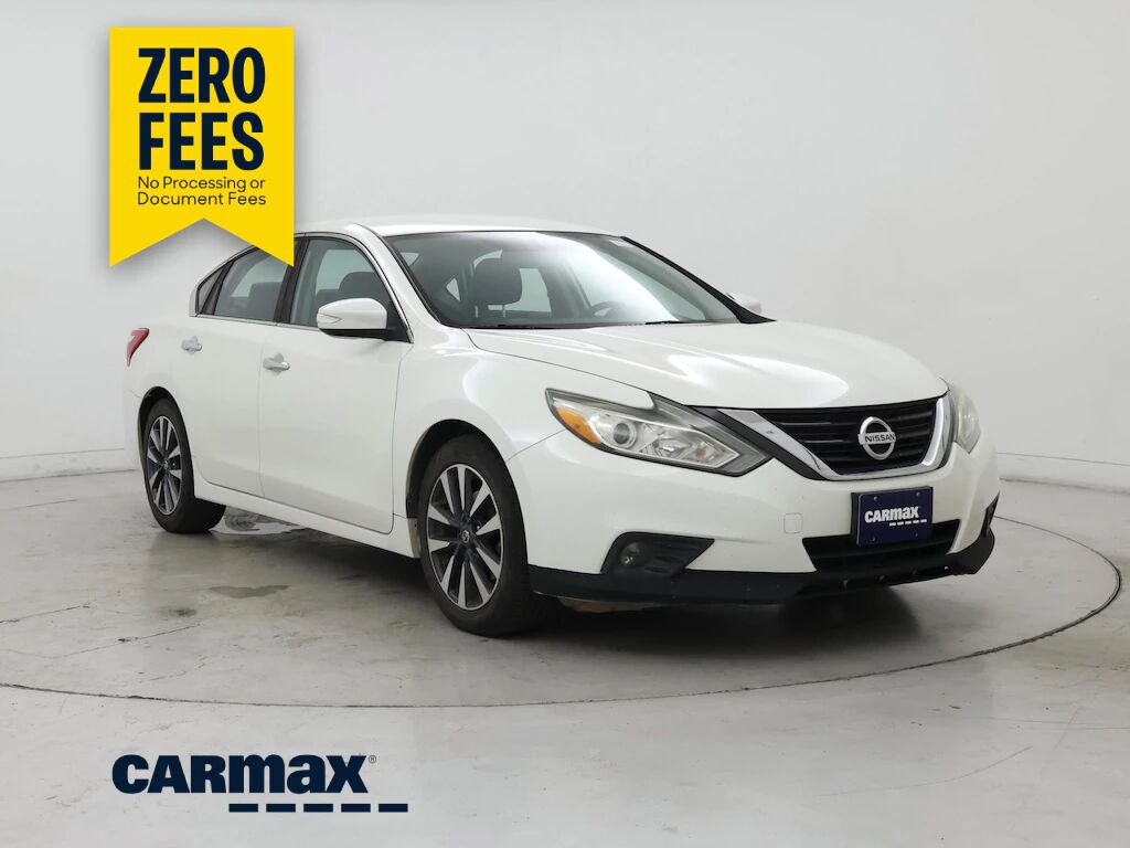 2017 NISSAN Altima