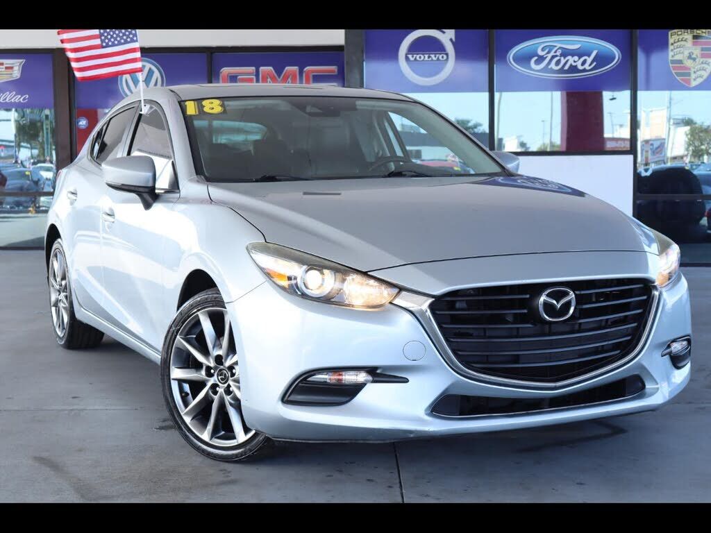 2018 MAZDA Mazda3