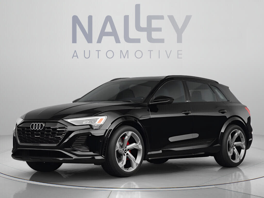 2024 AUDI SQ8